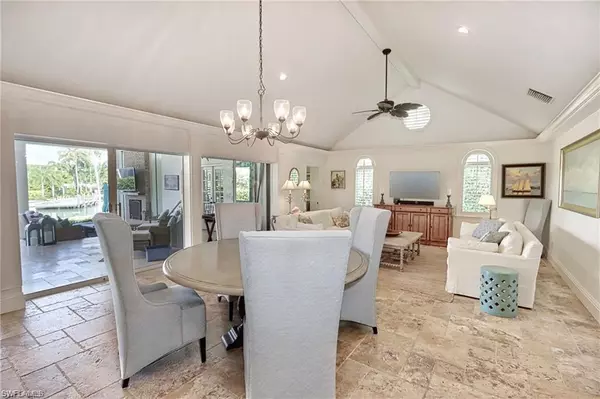 Naples, FL 34103,2201 Beacon LN