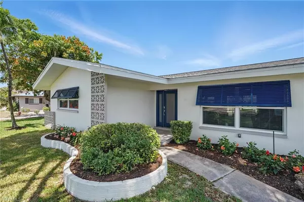 Cape Coral, FL 33914,157 SW 54th ST