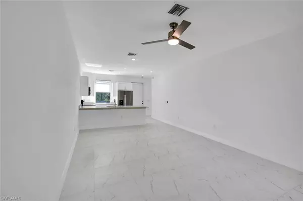 Lehigh Acres, FL 33974,430/432 Bell BLVD S