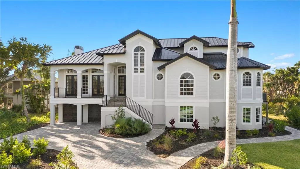 2287 Starfish LN, Sanibel, FL 33957