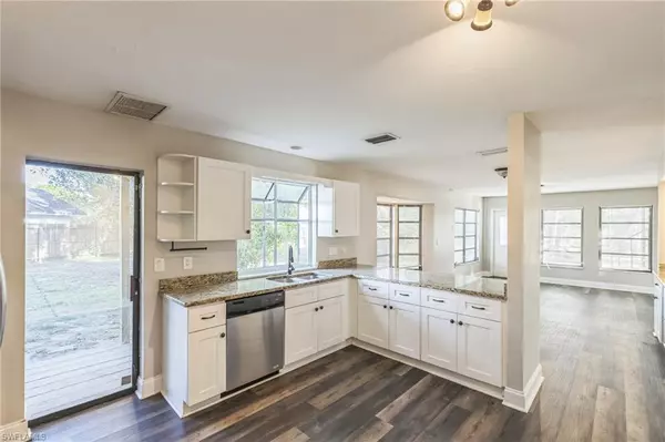 Fort Myers, FL 33919,1576 Beechwood TRL