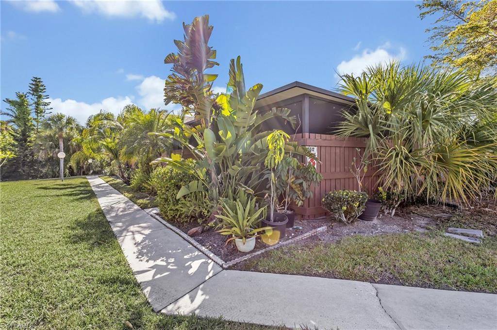 15514 Crystal Lake DR, North Fort Myers, FL 33917