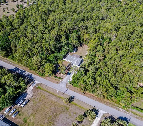 Naples, FL 34117,331 4th ST SE