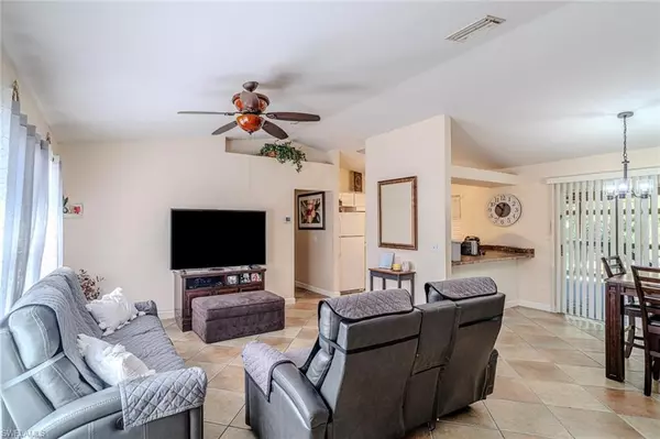 Naples, FL 34117,331 4th ST SE