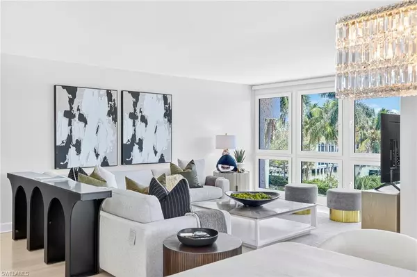 Naples, FL 34103,4031 Gulf Shore BLVD N #3E