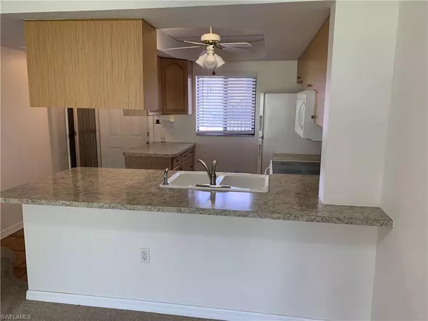 Fort Myers, FL 33907,4790 S Cleveland AVE #704