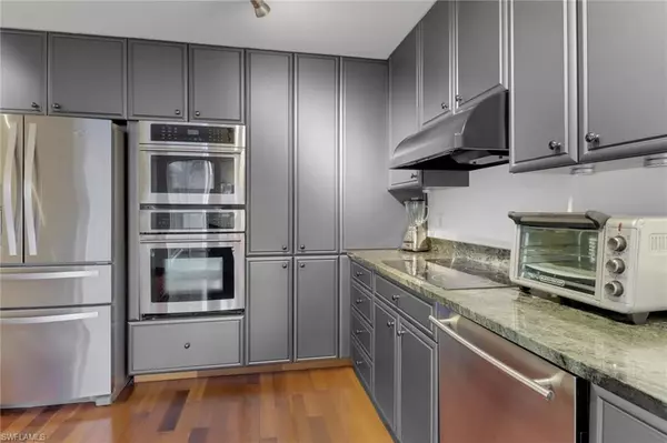 Naples, FL 34102,1568 Blue Point AVE #1