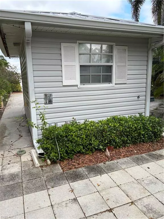 Fort Myers, FL 33905,5758 Burrwood CT