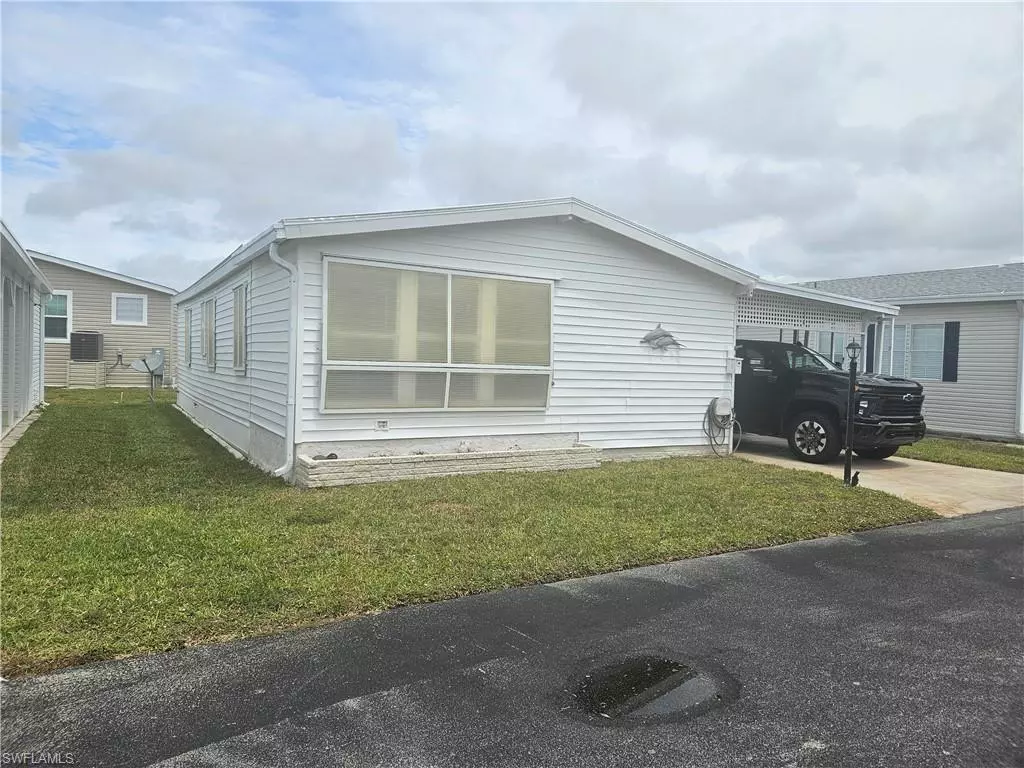 Naples, FL 34114,27 Amethyst AVE #27A