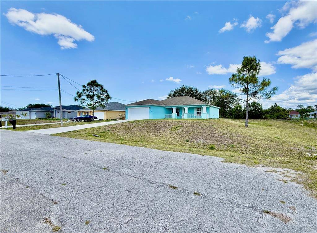 Lehigh Acres, FL 33971,3700 16th ST W