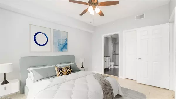 Naples, FL 34109,4620 Saint Croix LN #914