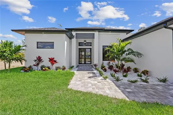 Cape Coral, FL 33914,834 SW 31st TER