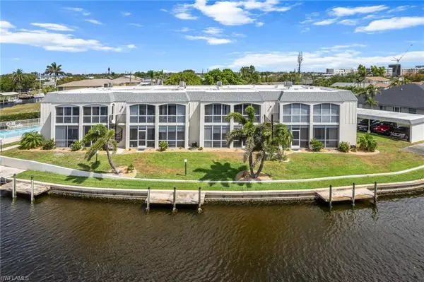 304 Tudor DR #4, Cape Coral, FL 33904