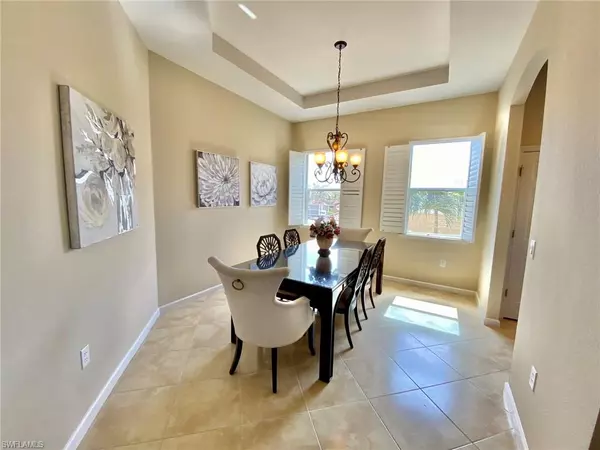 Fort Myers, FL 33913,12908 New Market ST #201