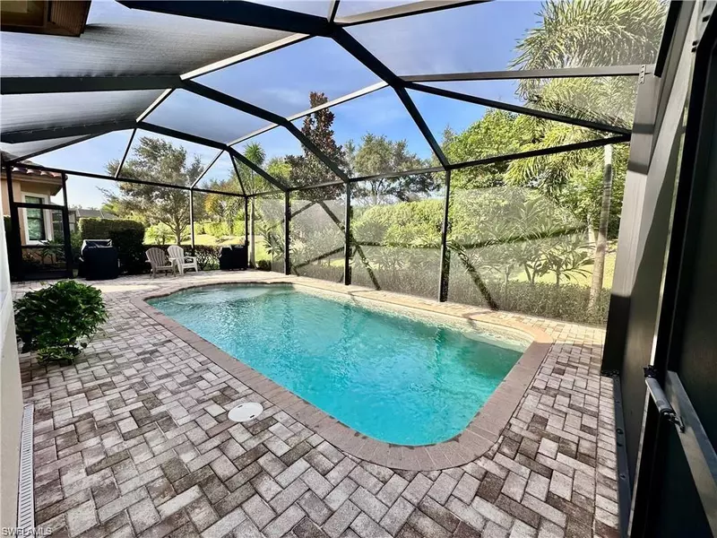 9061 Isla Bella CIR, Bonita Springs, FL 34135
