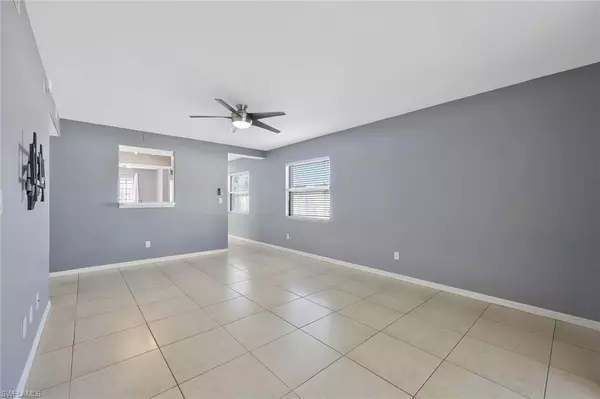 Bonita Springs, FL 34135,26672 Little John CT #85