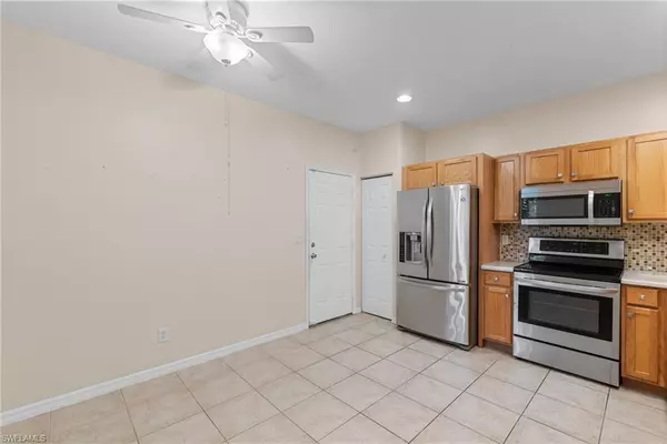 Fort Myers, FL 33905,10033 Salina ST