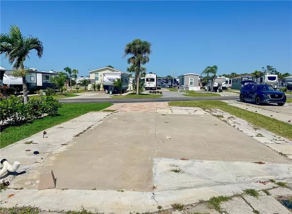 Fort Myers, FL 33908,19681 Summerlin #211 RD