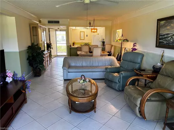 1057 Forest Lakes DR #1103, Naples, FL 34105
