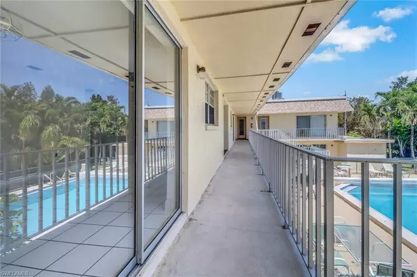 Cape Coral, FL 33904,4931 Vincennes CT #9