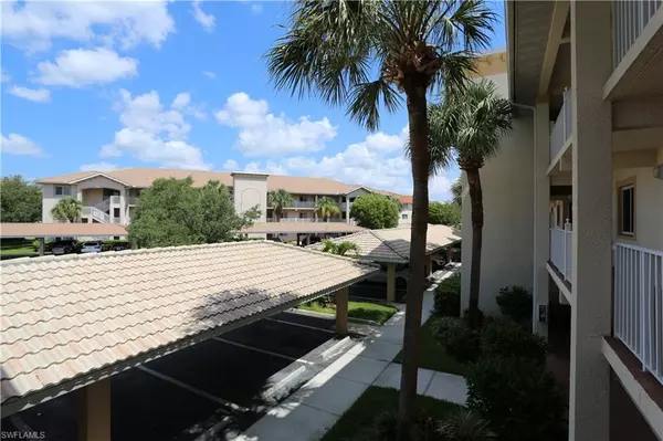 Naples, FL 34104,7811 Regal Heron CIR #4-204
