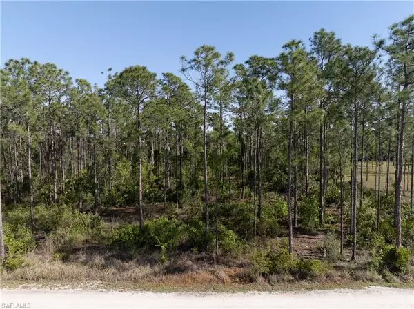 North Fort Myers, FL 33917,2303 Bayberry LN