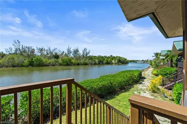 Everglades City, FL 34139,305 Storter AVE N #16