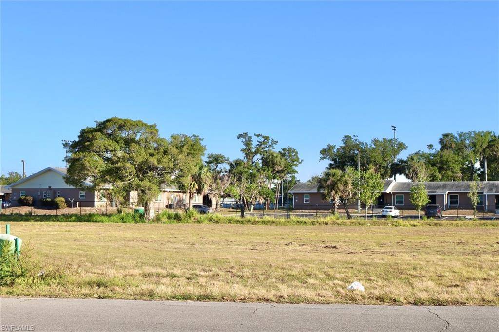 4281 Arlington AVE, Fort Myers, FL 33905