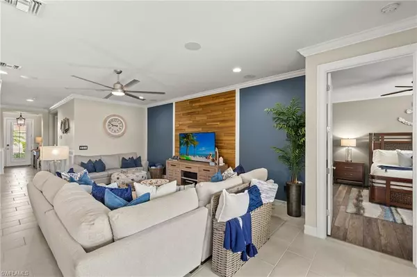 Naples, FL 34114,14616 Topsail DR