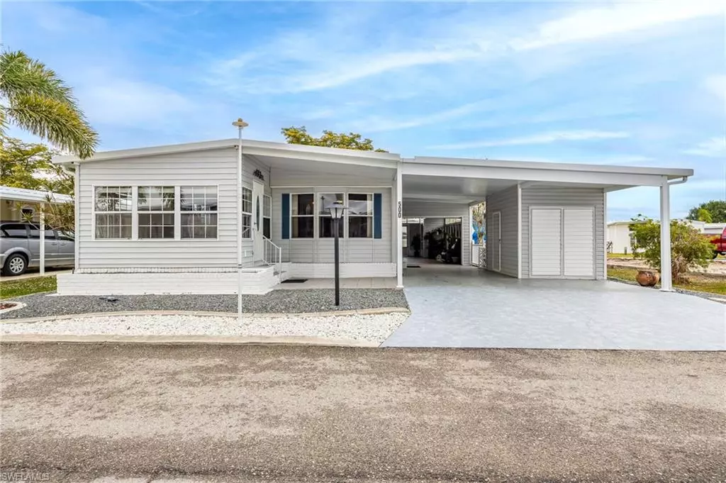 North Fort Myers, FL 33903,500 Jacklin LN