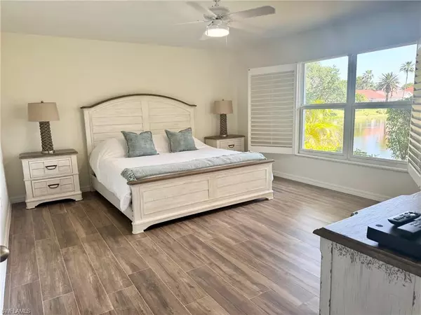 Naples, FL 34105,4907 Europa DR