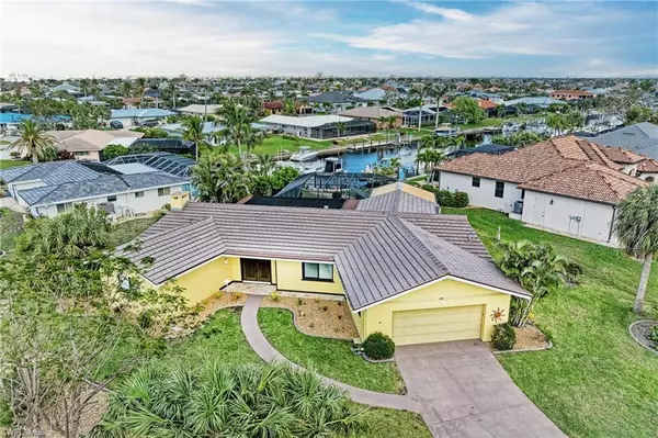 200 Capri Isles CT, Punta Gorda, FL 33950