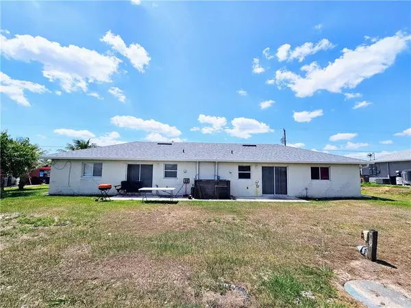 Lehigh Acres, FL 33973,721-723 Hightower AVE S