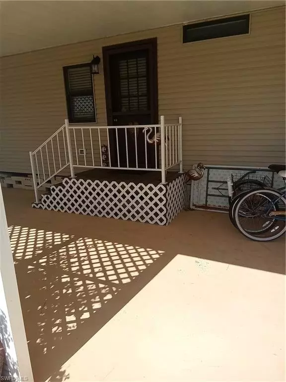 St. James City, FL 33956,4925 Porky LN