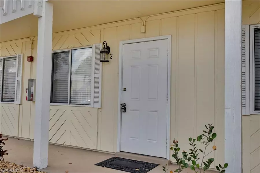 4617 Bayshore DR #H2, Naples, FL 34112