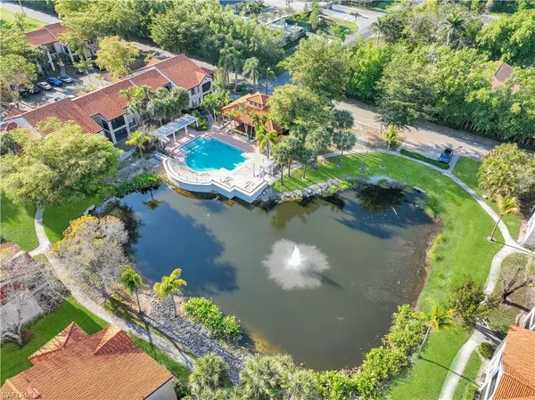 Naples, FL 34109,2058 Arbour Walk CIR #3322