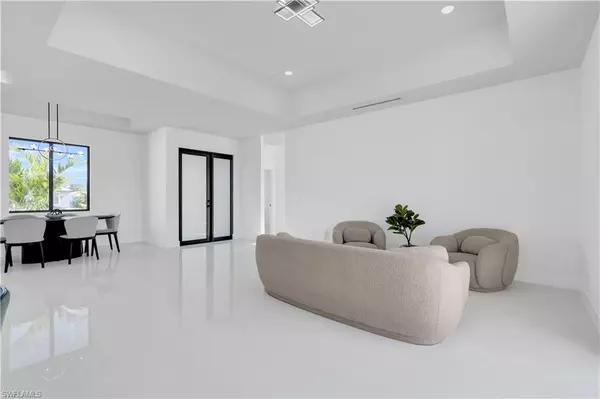 Lehigh Acres, FL 33971,4019 6th ST W