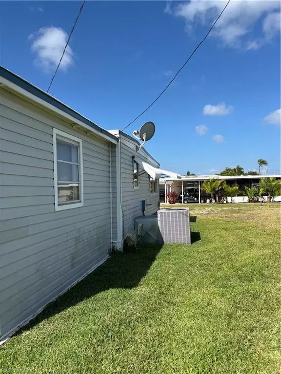 Fort Myers, FL 33905,55 Channel LN