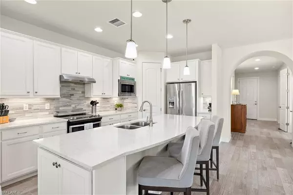11811 Darcy PL, Fort Myers, FL 33913