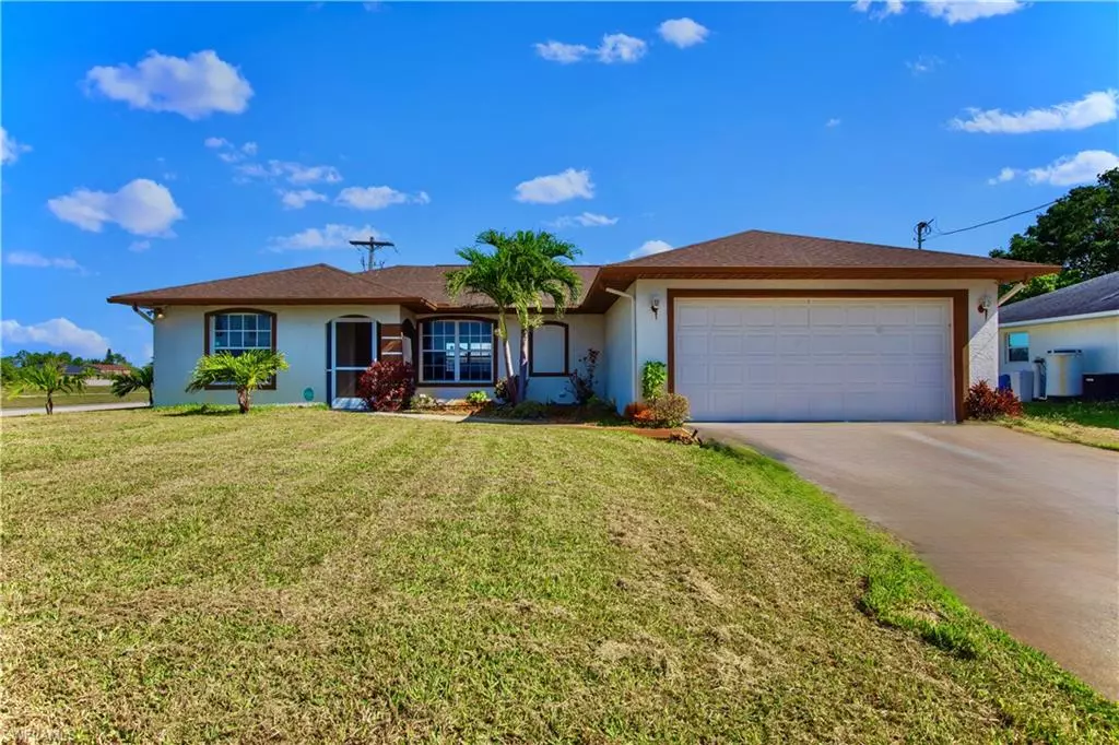 Lehigh Acres, FL 33971,3326 12th ST W