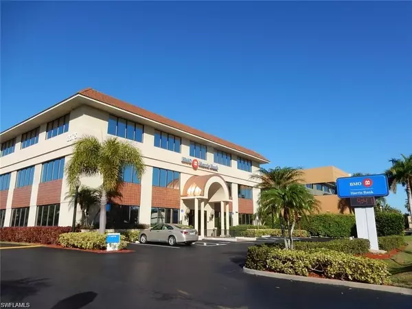 2375 Tamiami TRL N #304, Naples, FL 34103