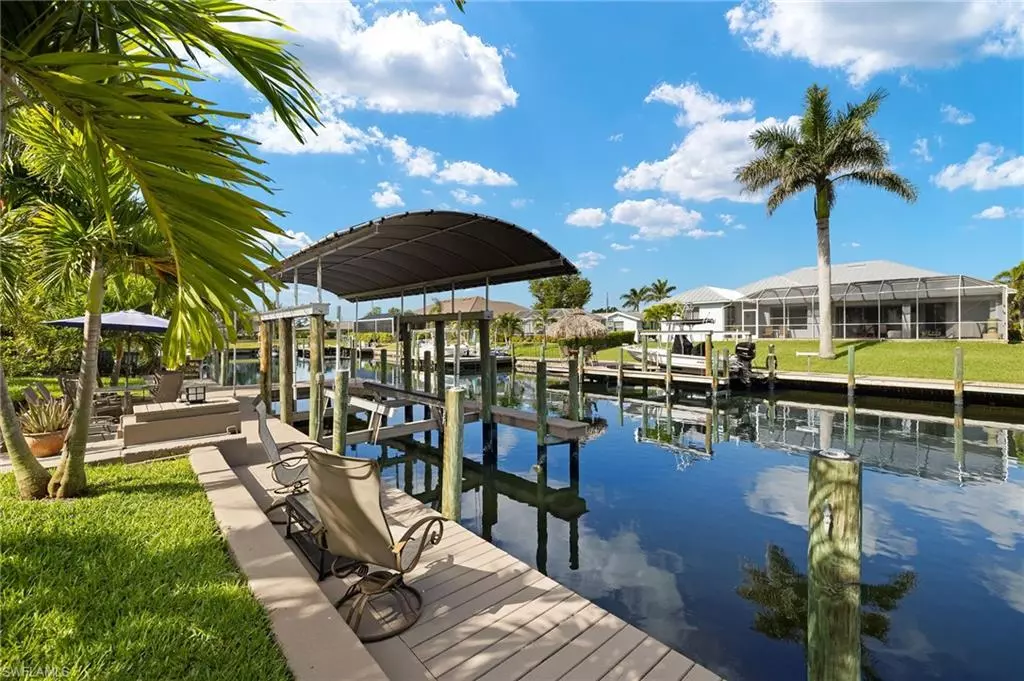 Cape Coral, FL 33914,5208 SW 2nd PL