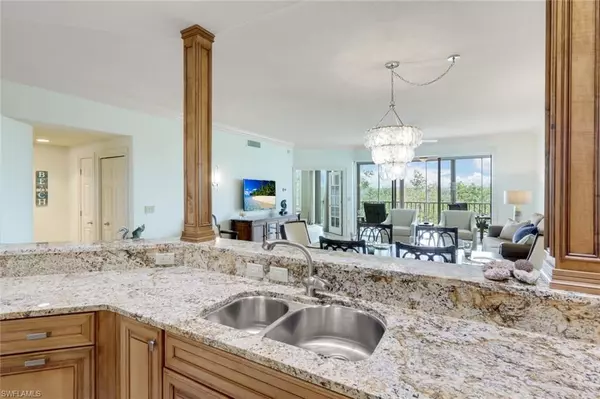 Bonita Springs, FL 34134,262 Barefoot Beach BLVD #203