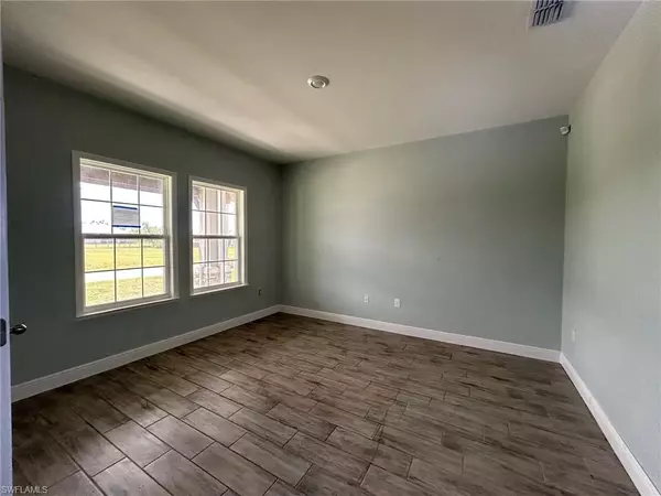 Cape Coral, FL 33993,1913 NW Embers TER