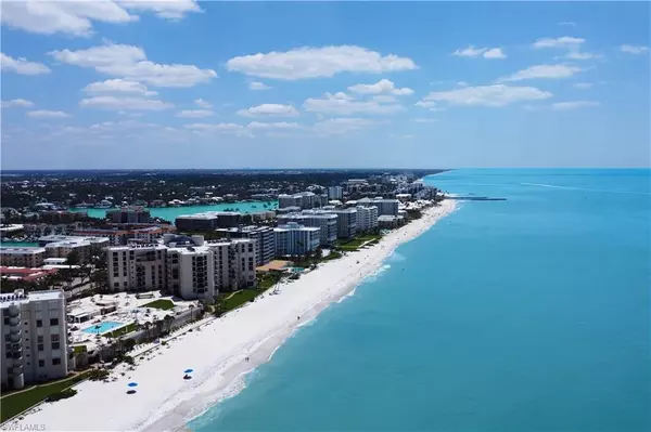 Naples, FL 34103,3420 Gulf Shore BLVD N #66