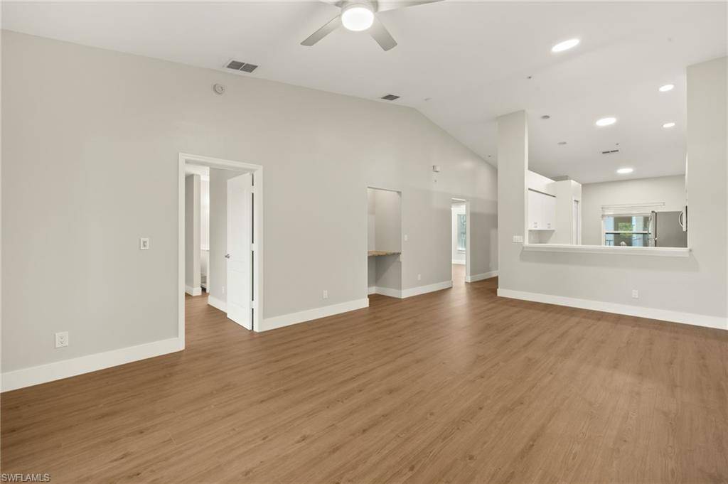 Bonita Springs, FL 34135,9200 Highland Woods BLVD #1309