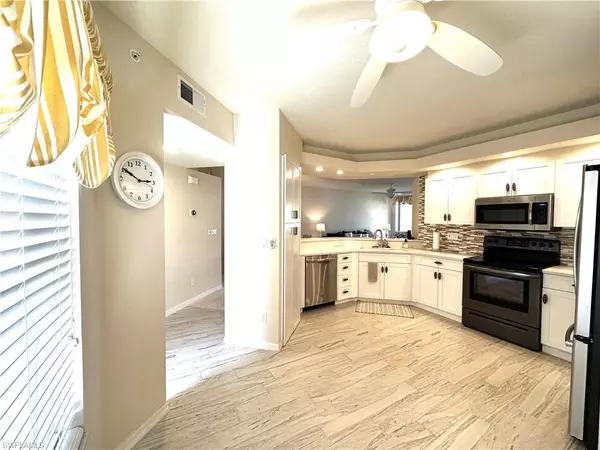 Naples, FL 34109,6816 Satinleaf RD S #102