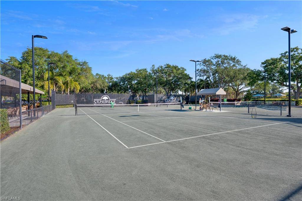 Naples, FL 34109,1980 Willow Bend CIR #203