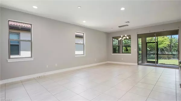 Naples, FL 34110,16440 Aberdeen WAY