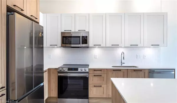 Estero, FL 33928,22980 Vista Edera CIR #4-213
